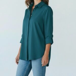 Foxcroft Teal Non-Iron Shaped Button-Down Shirt Size 8